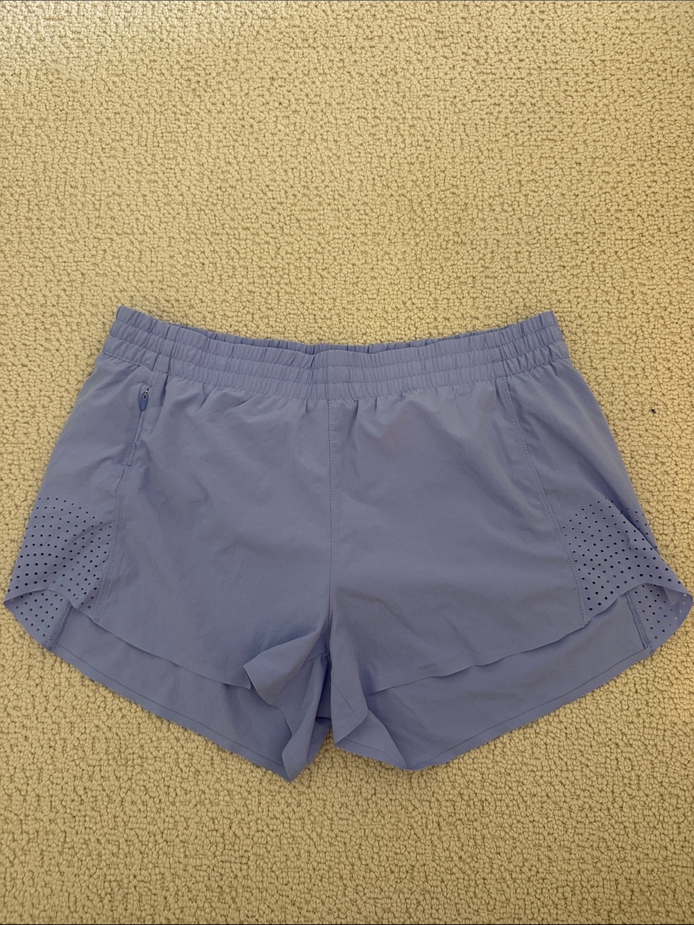 Athleta Hustle 3” Shorts